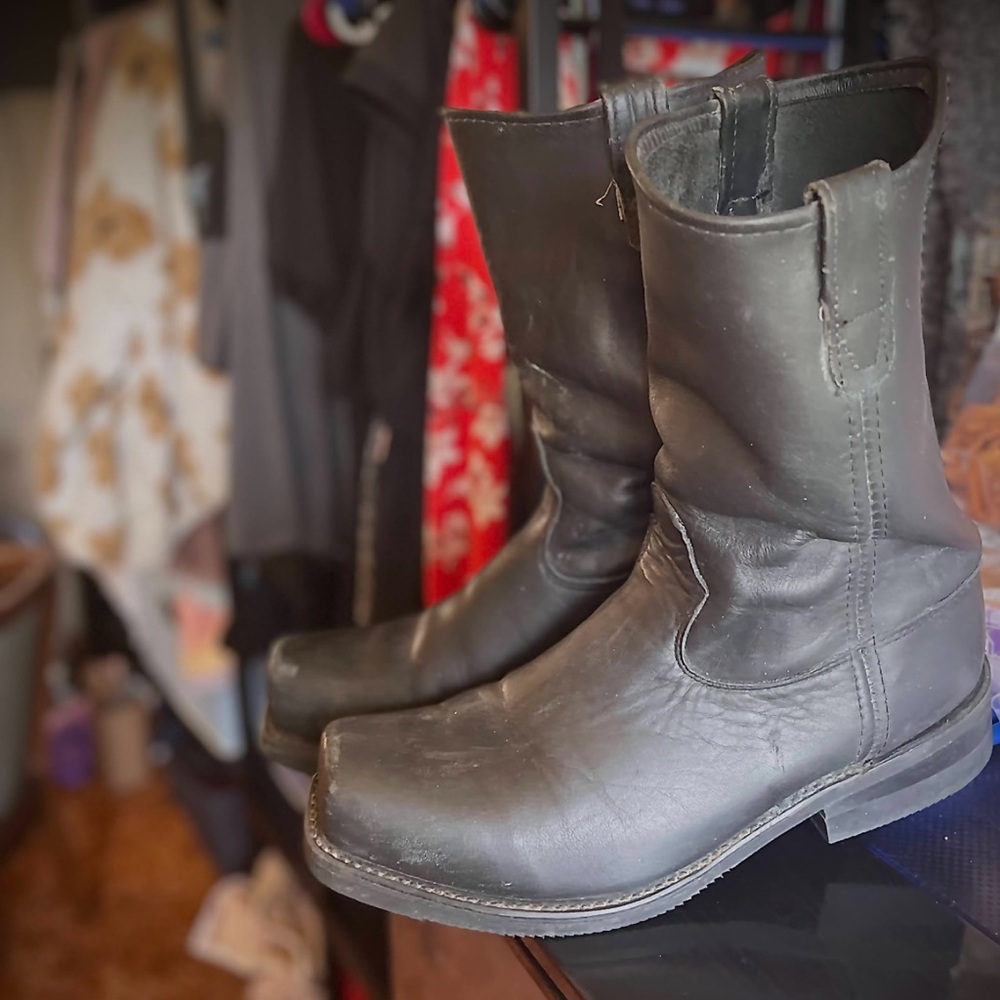 COWBOY DOUBLE-H BOOT COMPANY SIZE 10 1/2